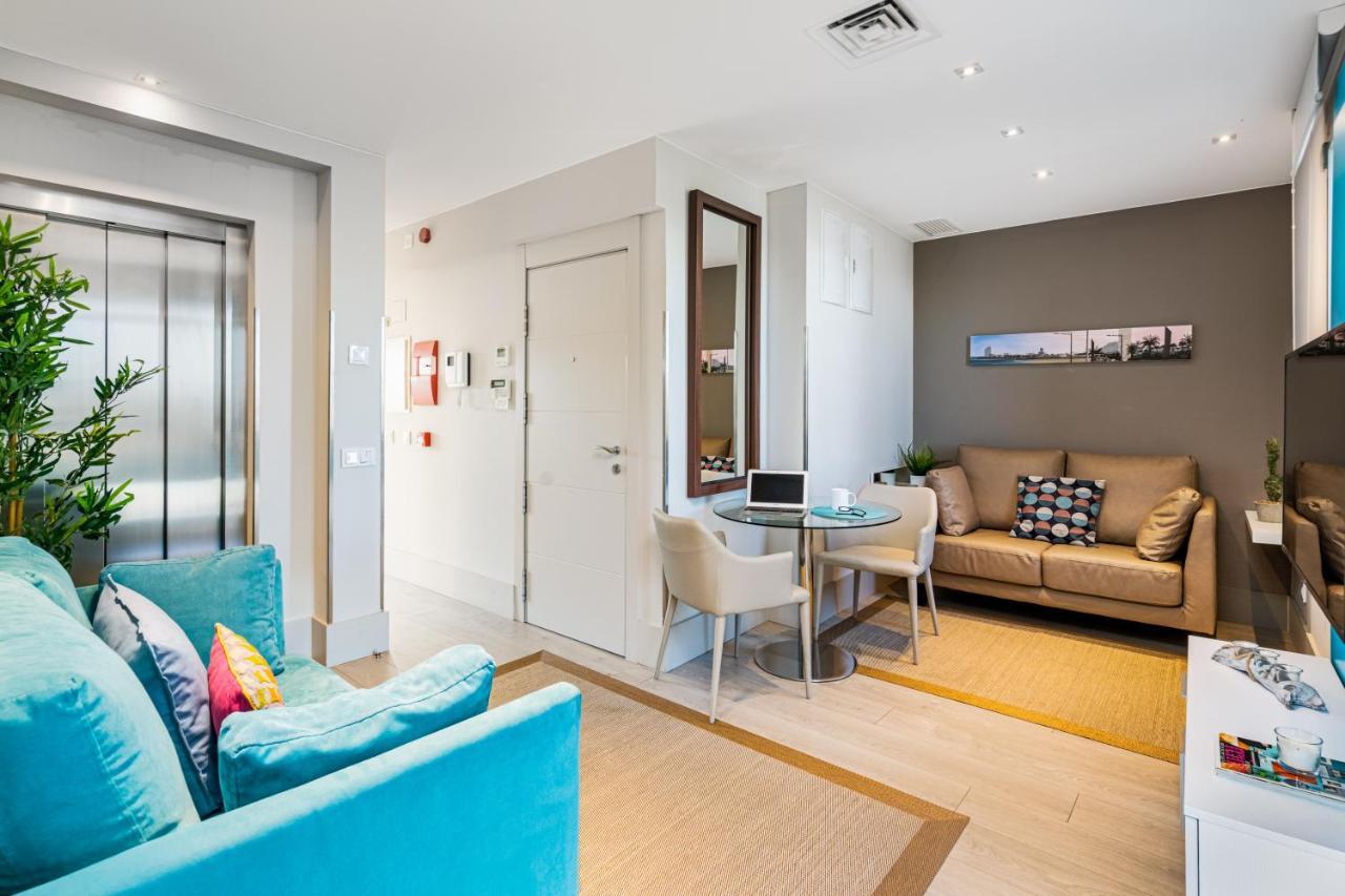 Kronos On The Beach Suite 3 Barcelona Exterior foto
